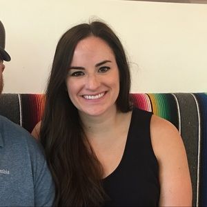 Meet your Posher, Leanna